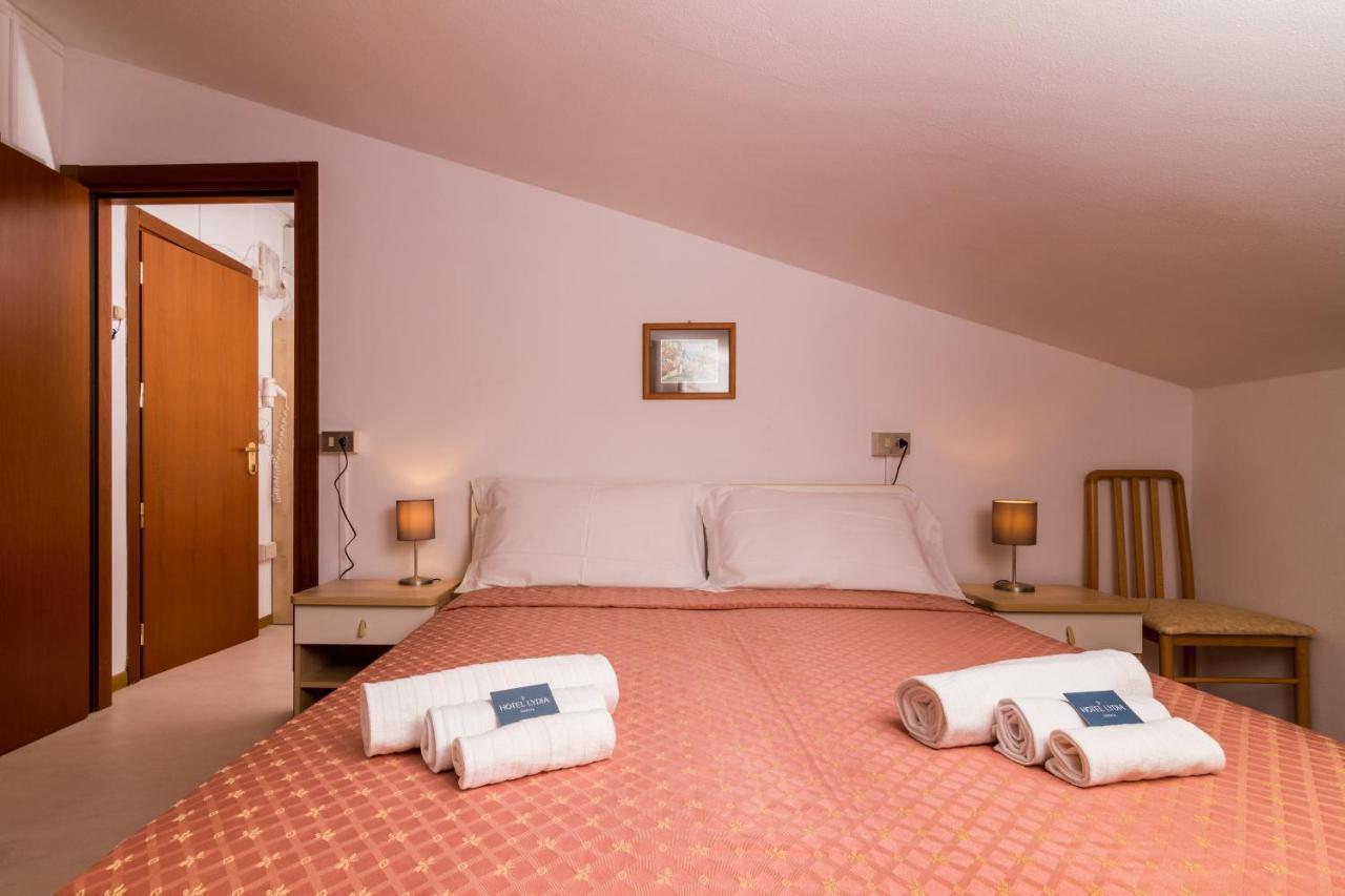 Hotel Lydia Cervia Bagian luar foto