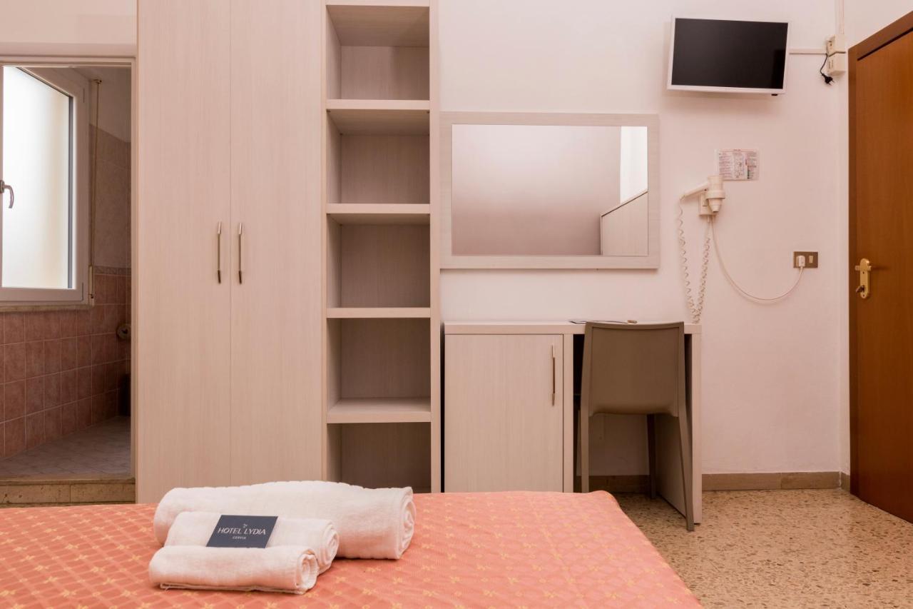 Hotel Lydia Cervia Bagian luar foto