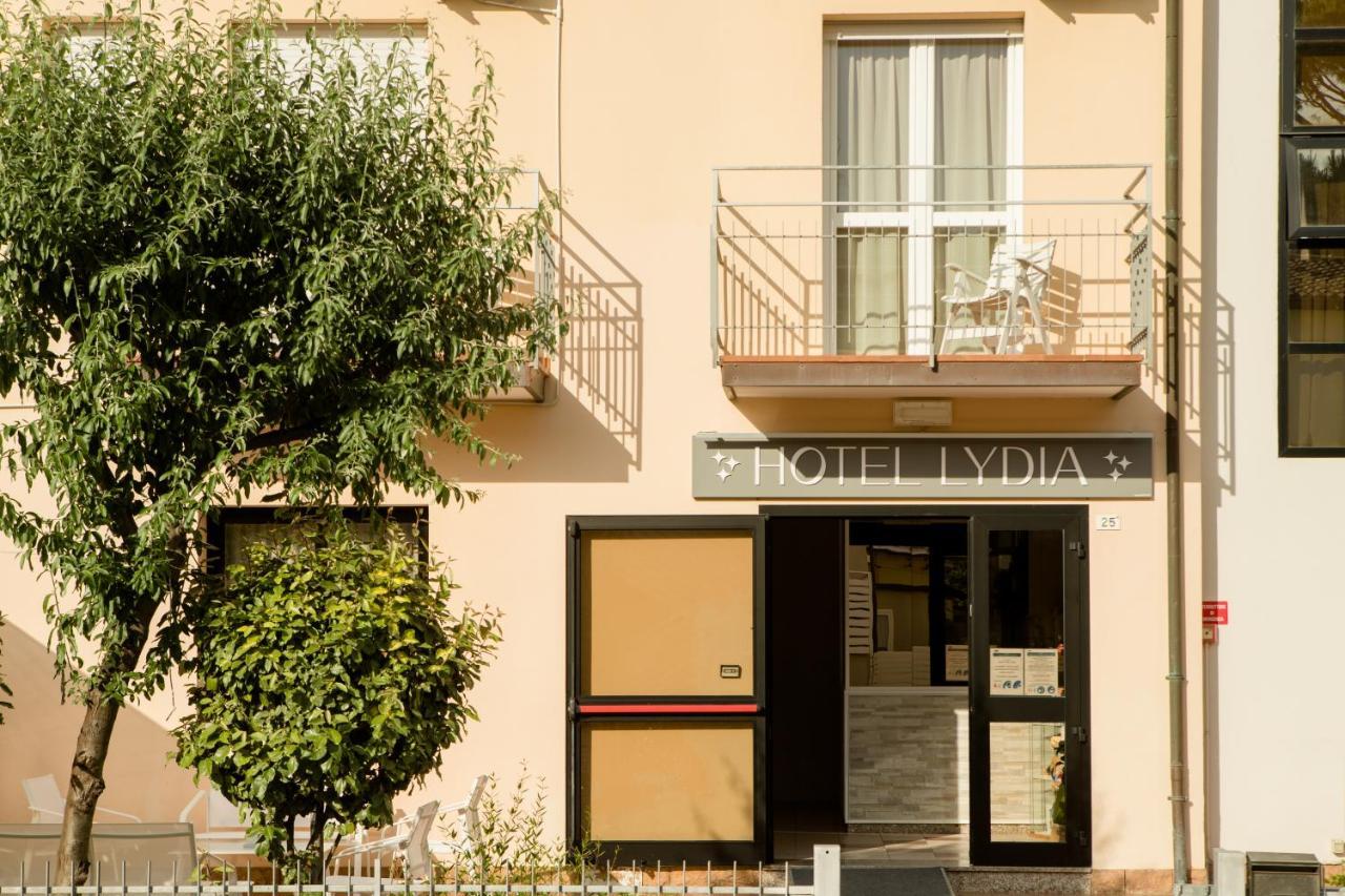 Hotel Lydia Cervia Bagian luar foto