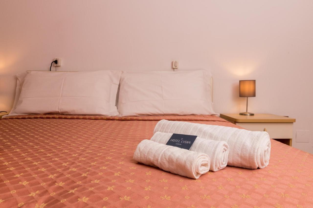 Hotel Lydia Cervia Bagian luar foto
