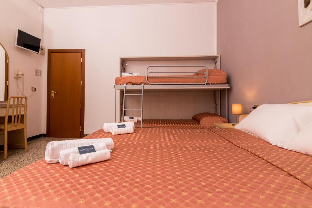 Hotel Lydia Cervia Bagian luar foto