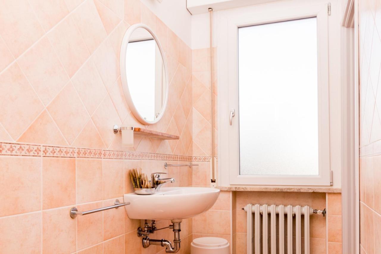Hotel Lydia Cervia Bagian luar foto
